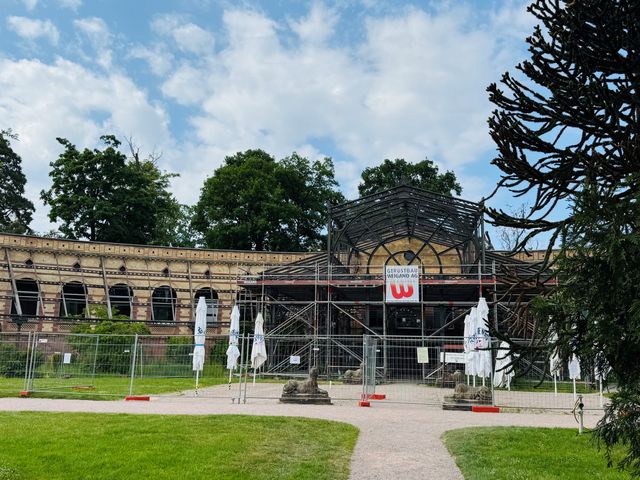 Alte Weinstuben-Terrasse im Botanischen Garten Karlsruhe eröffnet nach Pfingsten